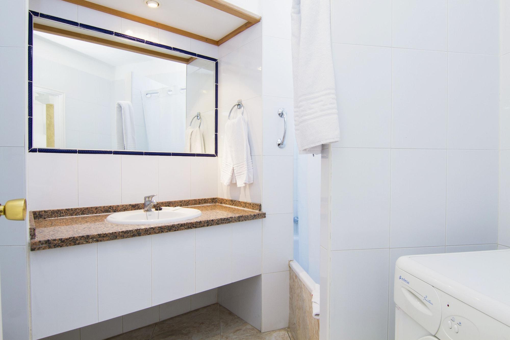 Hotel apartamentowy Checkin Atlantida